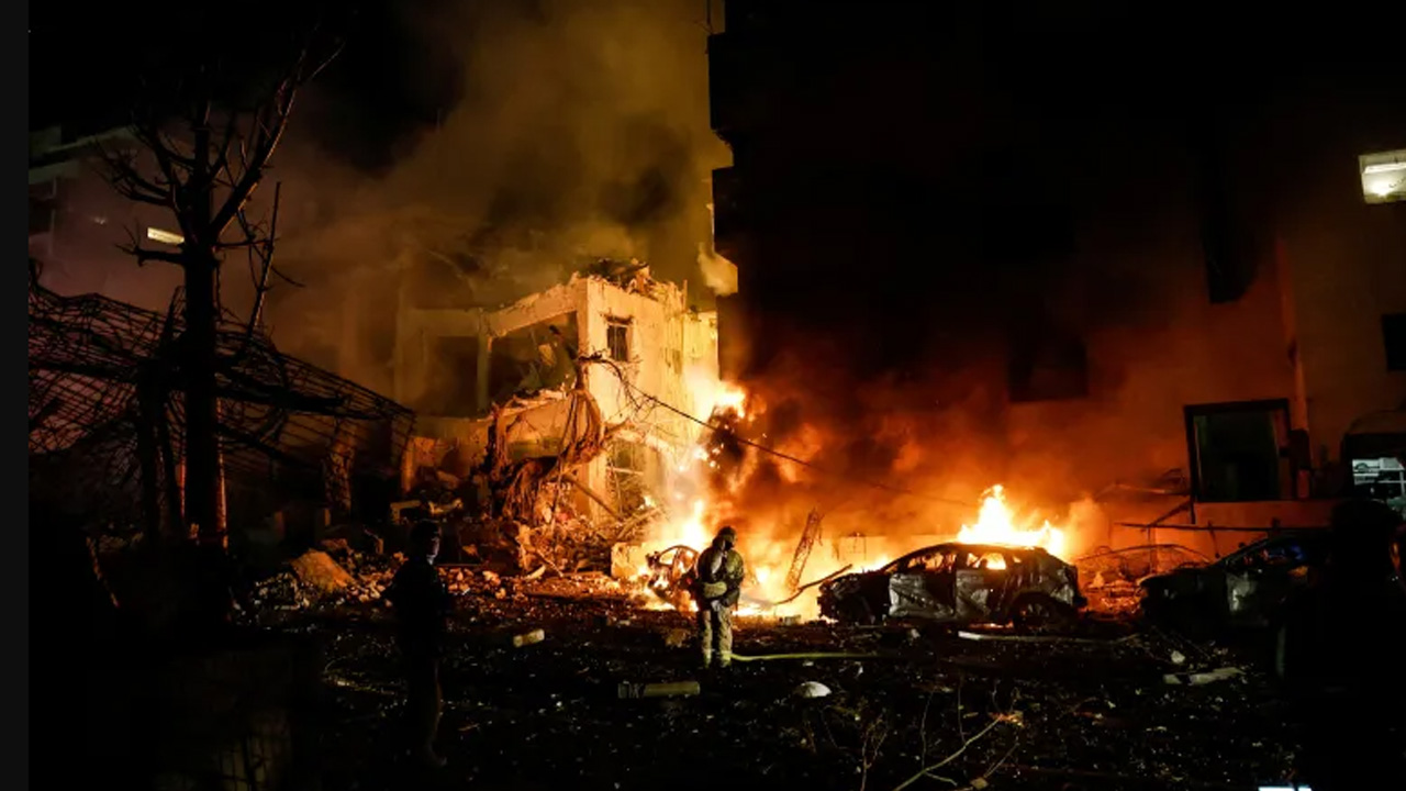 মধ্যপ্রাচ্যে দীর্ঘমেয়াদি যুদ্ধের ছায়া, বিপাকে ট্রাম্প প্রশাসন